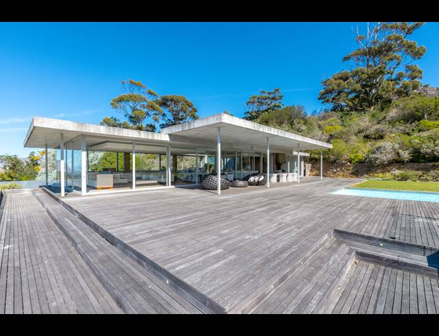 5 BEDROOM FREEHOLD TO LET IN CONSTANTIA